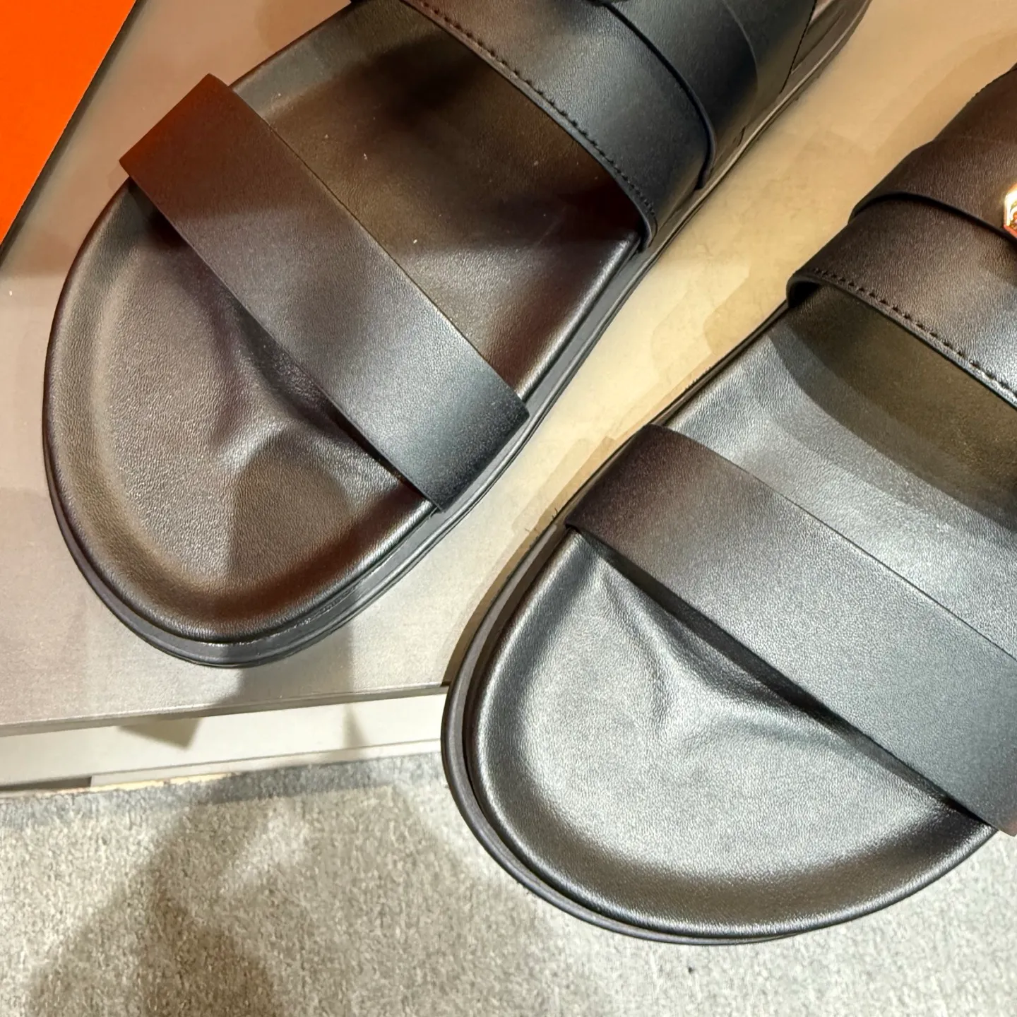 Men's shoes 💰300, size 38-45, the new 2014 summer Hermes shoes are the same as the original ones, handmade by masters! ❥High-end customization, exclusive products, the highest version in the industry⚠❥Using: Hermers upper: (pursuing top walking comfort) ✨Top quality on sale━━━━Hermes━━━━━